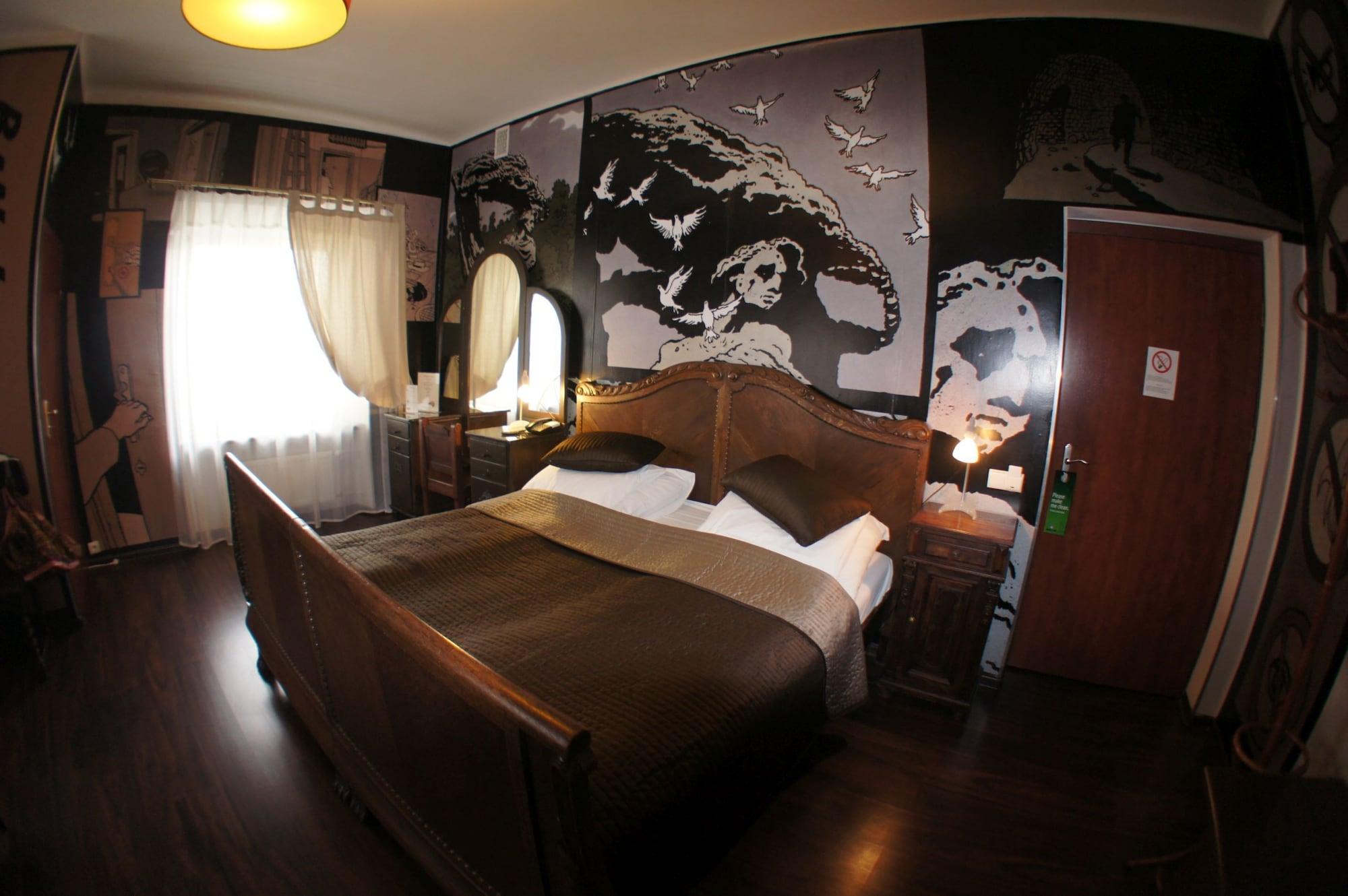 Castle Inn Warsaw Exterior photo